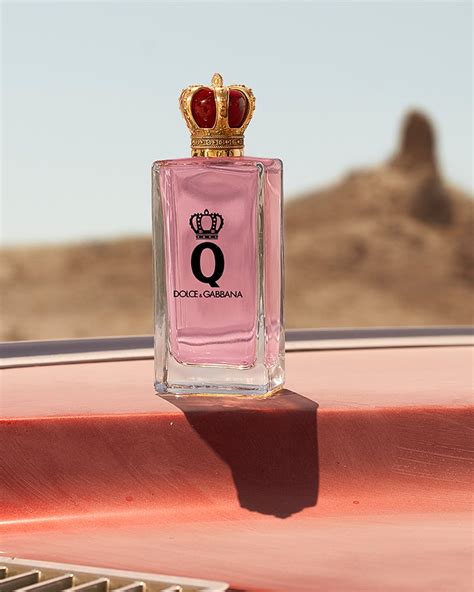 dolce gabbana queen perfume model.